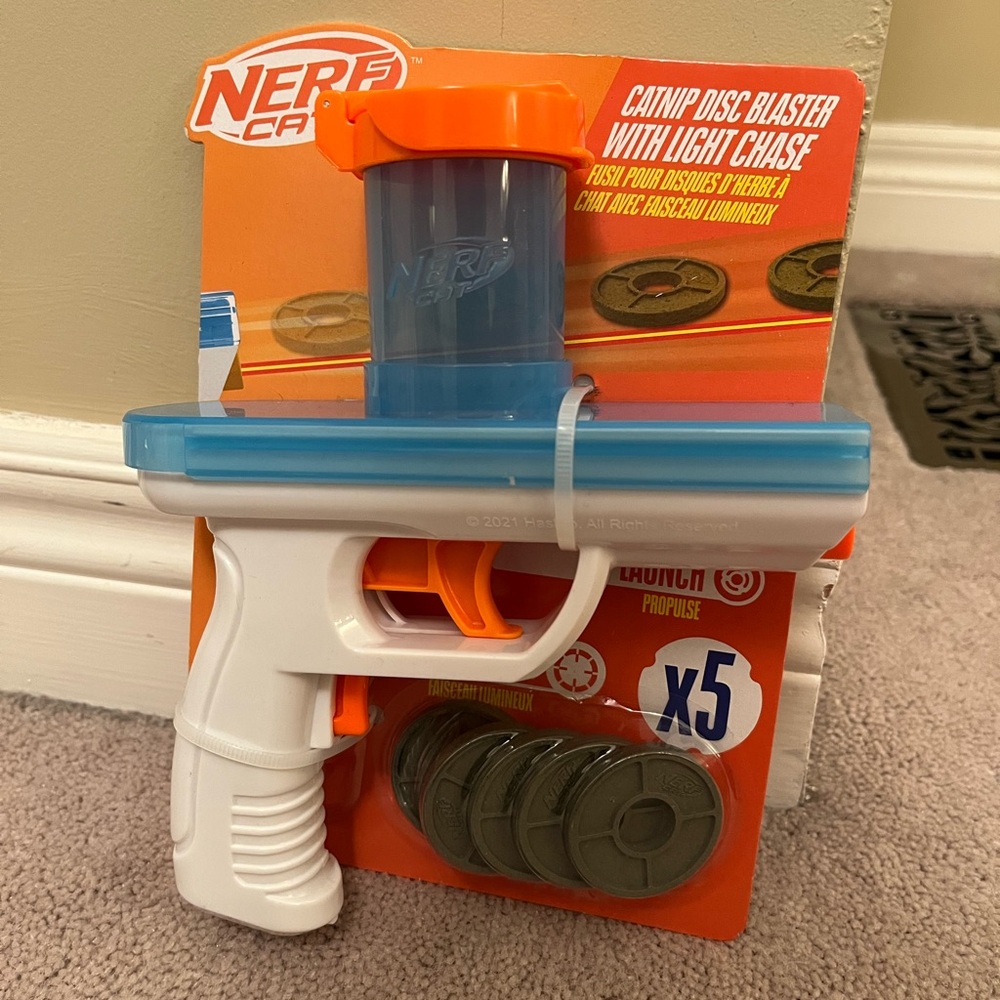 Nerf Cat - Catnip Disc Blaster - NEW